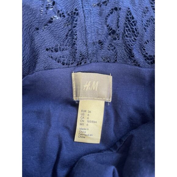 H&M Women’s Lace Dress V Neck Navy Blue Classy Semi Sheer Lined Slim Fit Sz 6 - Picture 7 of 9